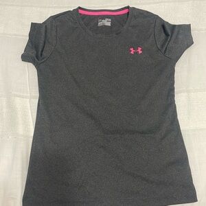 Under armour heat gear semi-fitted breast cancer tee, size medium